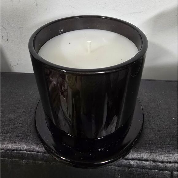 New Halloween Scented Glass Jar Candle "Midnight Mayhem" - Picture 2 of 6